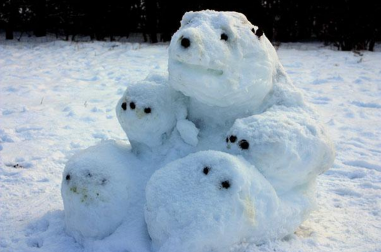 Bear snowman